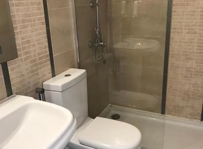 Oasis Del Duque בית נופש אדחה